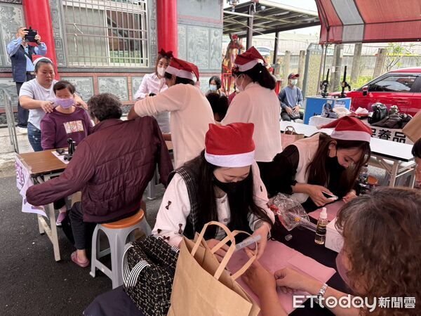 ▲▼  中埔啟承文化藝術基金會攜手中埔四十九庄保安宮聯合主辦年度送暖   。（圖／記者翁伊森攝）