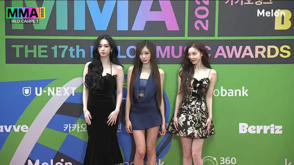 ▲▼MMA／aespa缺一人現身！Winter紅毯上縮成一團發抖　直播畫面惹心疼。（圖／翻攝自Melon YouTube）