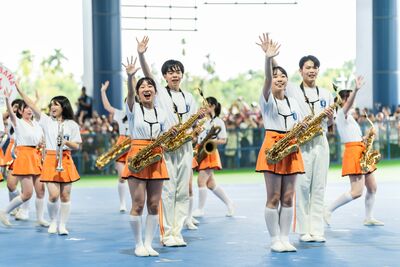 橘色惡魔＋屏東女中3樂儀隊聯手共演　周春米準備蓮霧、手環小物