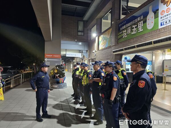 ▲▼花蓮縣各警分局全面盤點並清查轄區內各交通等重點區域，強化警力部署與巡邏密度。（圖／花蓮縣警察局提供，下同）