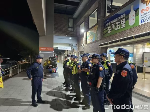▲▼花蓮縣各警分局全面盤點並清查轄區內各交通等重點區域，強化警力部署與巡邏密度。（圖／花蓮縣警察局提供，下同）