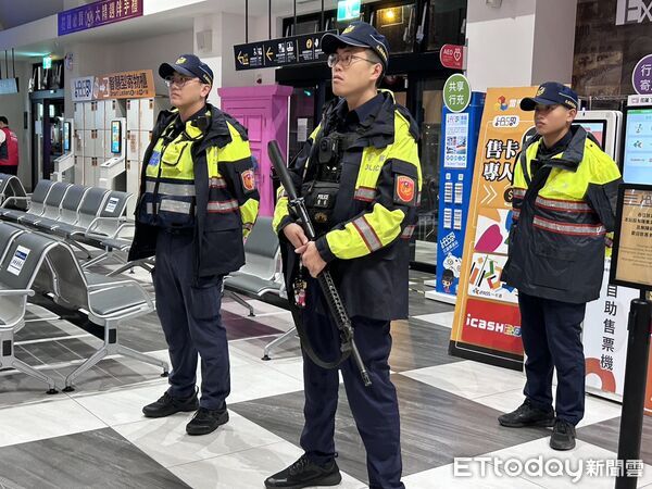 ▲▼花蓮縣各警分局全面盤點並清查轄區內各交通等重點區域，強化警力部署與巡邏密度。（圖／花蓮縣警察局提供，下同）