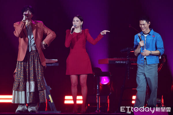 ▲▼  宇宙人[ &alpha;：回到未來1986 ] 台北小巨蛋演唱會-宇宙人,李心潔。（圖／記者黃克翔攝）