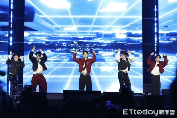 v▲「2026台南好young」耶誕搖滾演唱會20日晚間登場，籃籃與李多慧主持，現場氣氛熱烈。（記者林東良翻攝，下同）