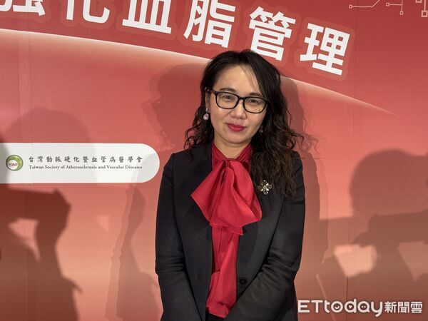 ▲▼健保署長陳亮妤說明高血脂管理。（圖／記者洪巧藍攝）