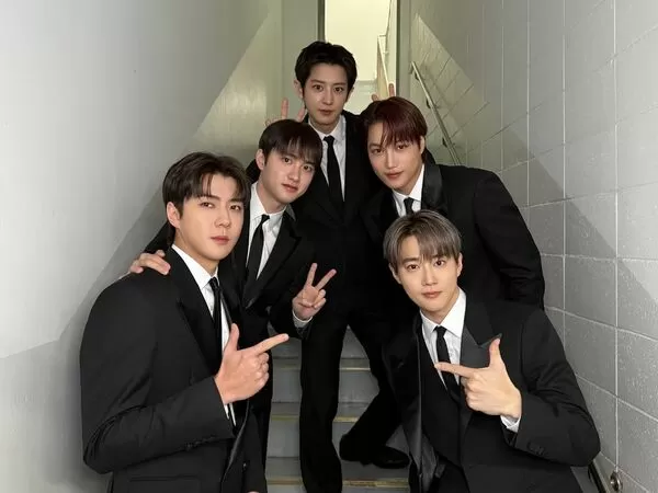 ▲▼EXO。（圖／翻攝自FACEBOOK／EXO）