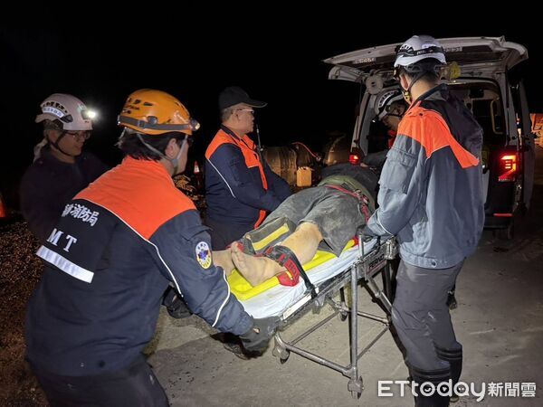 ▲▼南橫公路發生墜谷。（圖／記者許宥孺翻攝）