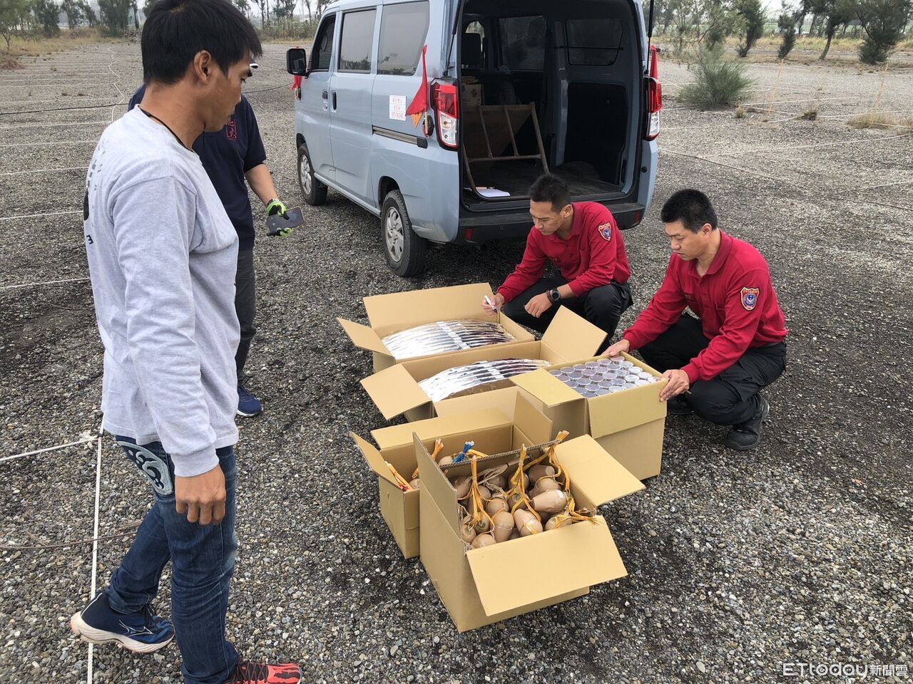 台南七股鹽山音樂會搭煙火秀 南消三大隊提前強化高空煙火安全檢查