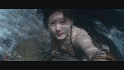 趙露思克服恐懼「泡水4天」敬業過程曝光　對戲劉宇寧被踩惹網心疼