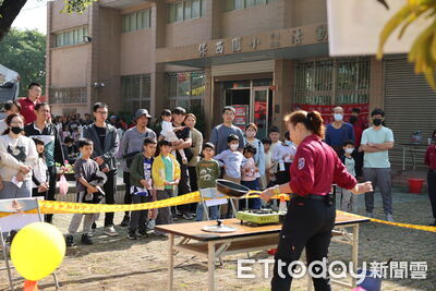 小小消防員衝鋒出擊！南消五大防火體驗營　數百親子闖關學保命