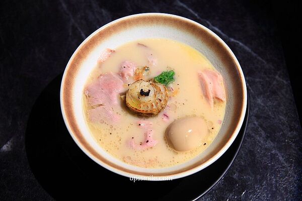 ▲▼捷運中山站拉麵專賣店「麒麟創作拉麵坊」。（圖／部落客萍子提供）