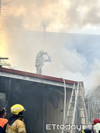 ▲埔里鎮建國路發生住宅火警。（圖／記者高堂堯翻攝）