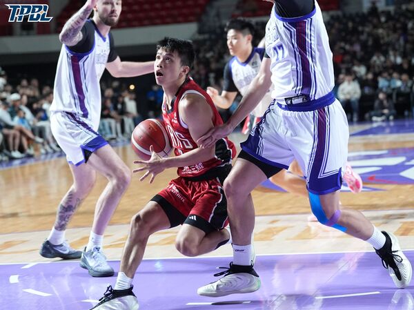 ▲▼台北台新戰神洛夫頓、丁聖儒（圖／TPBL提供）