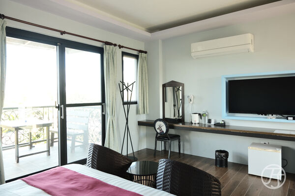 ▲▼開箱恆春「天水月民宿」，房間寬敞還有游泳池與烤肉區。（圖／部落客JJ.Hsu提供）