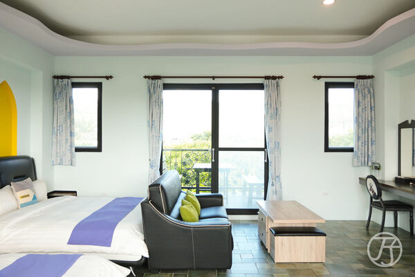 ▲▼開箱恆春「天水月民宿」，房間寬敞還有游泳池與烤肉區。（圖／部落客JJ.Hsu提供）