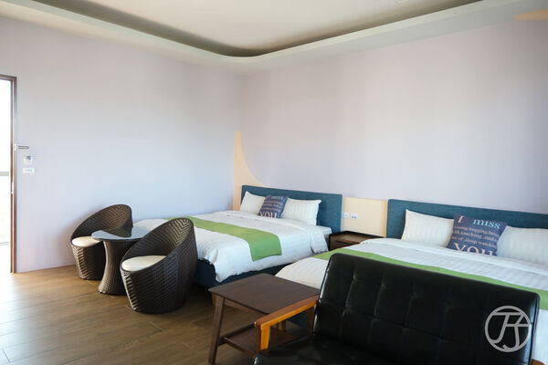 ▲▼開箱恆春「天水月民宿」，房間寬敞還有游泳池與烤肉區。（圖／部落客JJ.Hsu提供）