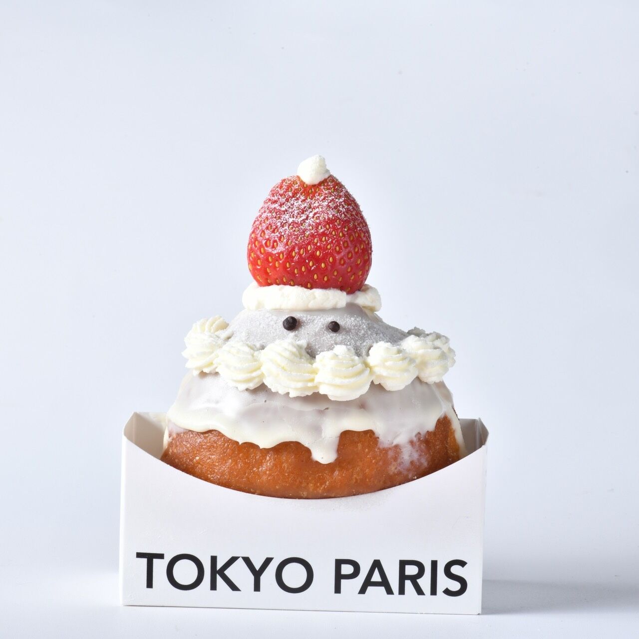 ▲亞尼克草莓生乳捲、富士山生泡芙。（圖／品牌提供）