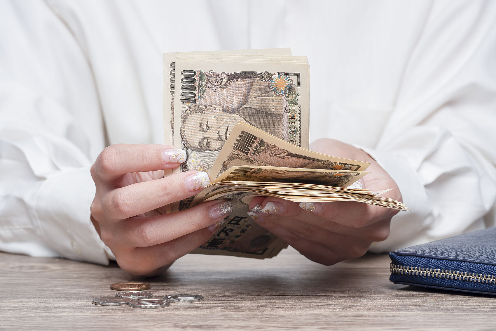 ▲▼日圓,日元,女性詐騙,詐欺。(示意圖/VCG)