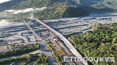 馬太鞍溪鋼便橋提前1個月完工　明年元旦起通車