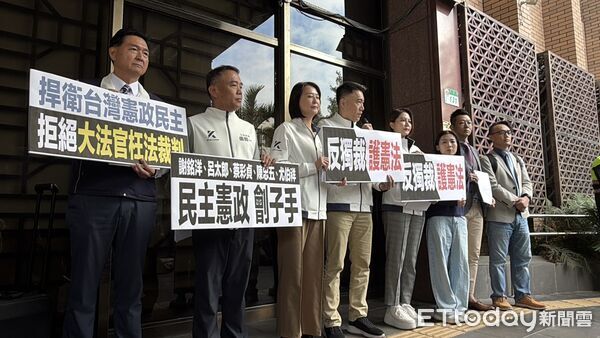 ▲▼  國民黨按鈴           。（圖／記者黃宥寧攝）