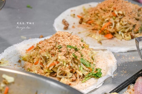 ▲▼雙連市場排隊美食推薦「建國潤餅」！日本觀光客都愛的大份量台北潤餅。（圖／部落客周花花提供）