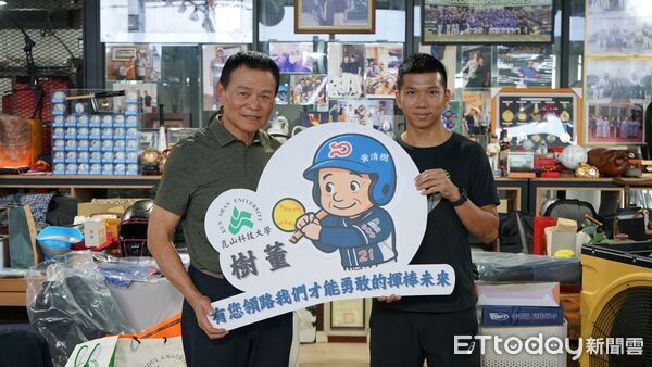 ▲亨達模具公司董事長黃清樹長期支持崑山科大，成為企業回饋教育的典範。（記者林東良翻攝，下同）