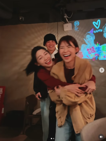 ▲▼林萱瑜幫曾智希慶生。（圖／翻攝自Instagram／simba.1220）