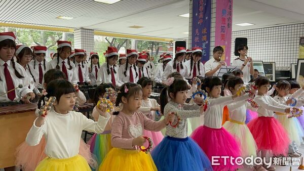 ▲光華高中校慶系列活動登場，藝術巡迴展讓校園充滿美感與創意。（記者林東良翻攝，下同）