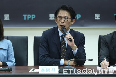 批綠營黨檢媒玩慘司法　黃國昌：想羅織入罪放馬過來