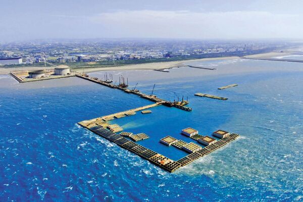 觀塘液化天然氣接收站又稱第三液化天然氣接收站，位於桃園觀音。（翻攝皇昌營造官網）