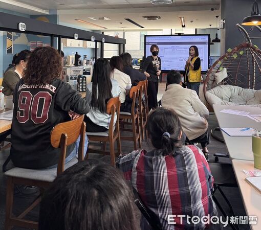 ▲永康就業中心首創「AI職能速測平台」，結合iCAP職能基準，協助企業精準選才、求職者找對職涯方向。（記者林東良翻攝，下同）