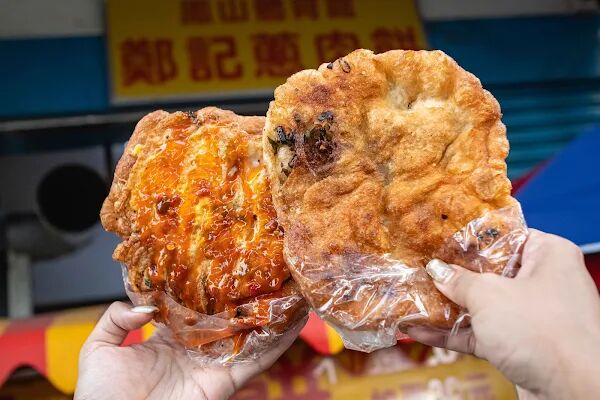 ▲▼鳳山體育館蔥肉餅攤（鄭記）。（圖／部落客美熊很愛吃授權提供）