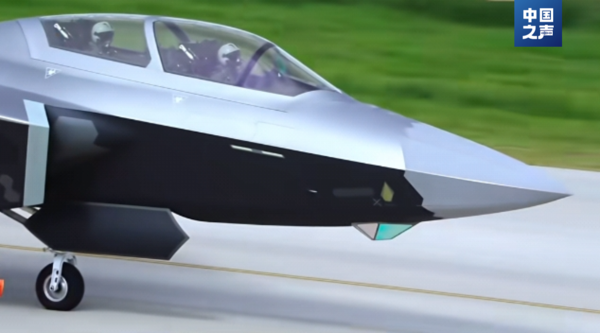 ▲▼全球首款雙座型隱身戰鬥機殲-20S。（圖／翻攝自中國之聲）