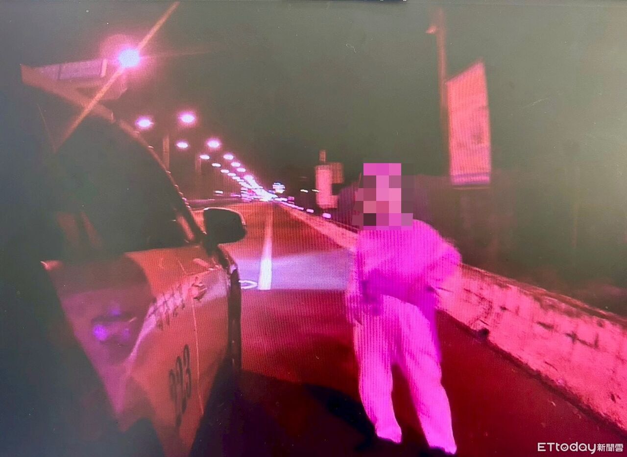 兒子進加護病房!慈母寒夜中苦等計程車 屏東里港出手協助