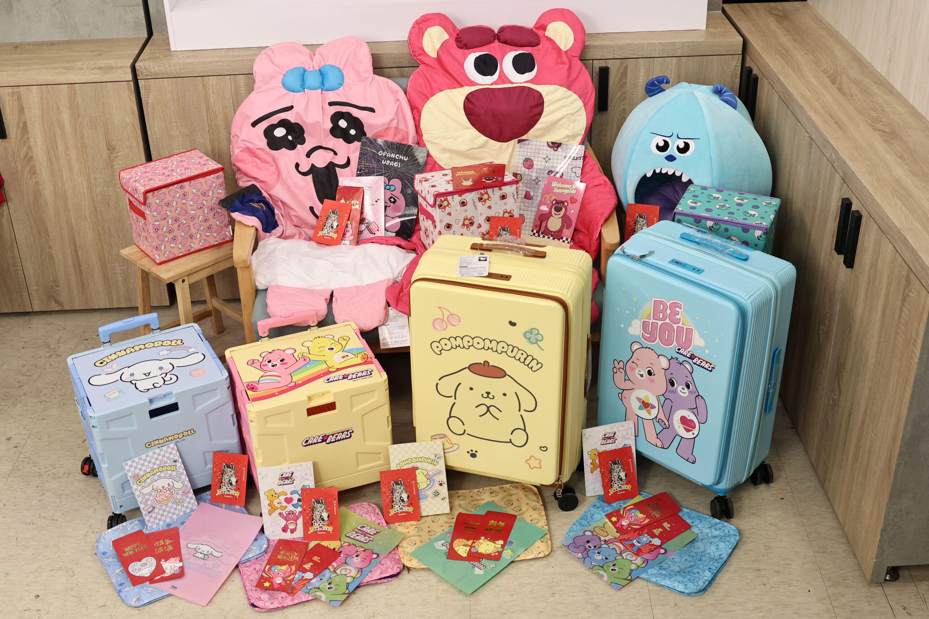 ▲▼ 全家福袋（業配）。（圖／記者黃克翔攝）