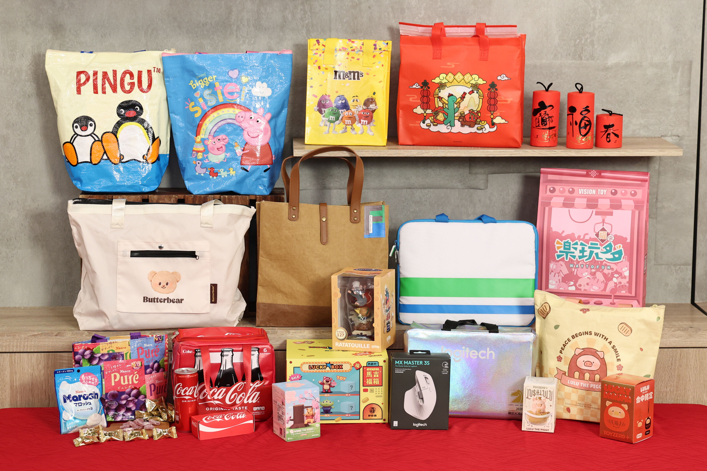 ▲▼ 全家福袋（業配）。（圖／記者黃克翔攝）