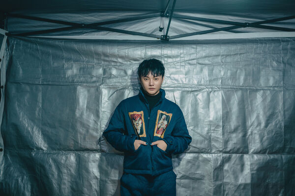 ▲▼ 金曲歌王許富凱推出年度壓軸椎心創作〈對我祝福〉。（圖／何樂音樂提供）