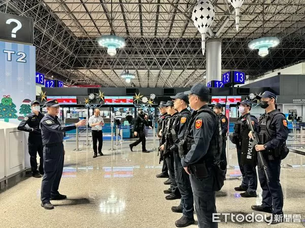 ▲▼            桃園機場接獲炸彈恐嚇 。（圖／記者沈繼昌翻攝，下同）