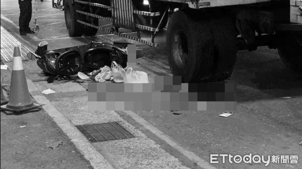 ▲▼台中西屯區嚴重車禍。（圖／民眾提供）