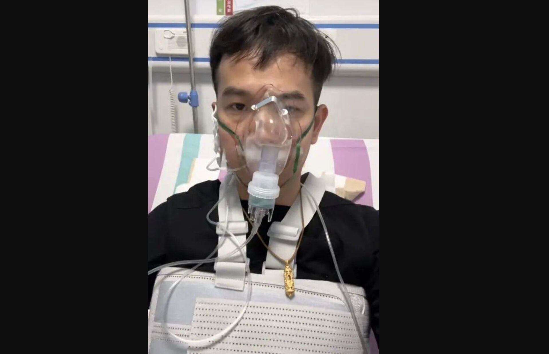 ▲大陸打假博主「福建鐵鐵」林先生遭展銷會人員圍毆致傷。（圖／翻攝封面新聞）