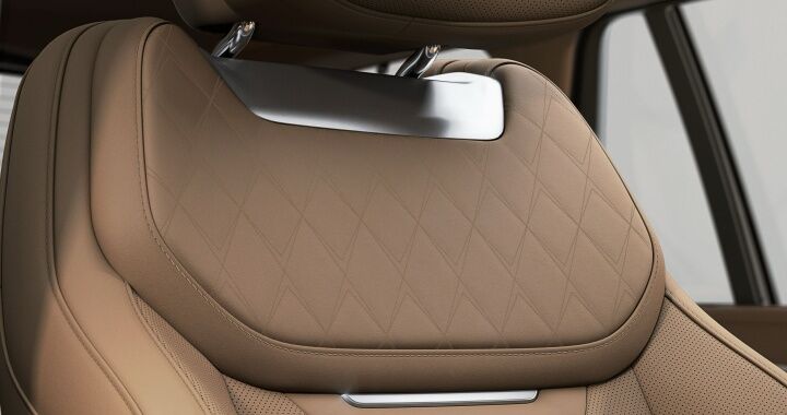 ▲台灣爭取到55週年限量款，Range Rover SV客製車豪氣開賣。（圖／翻攝自JLR Taiwan）