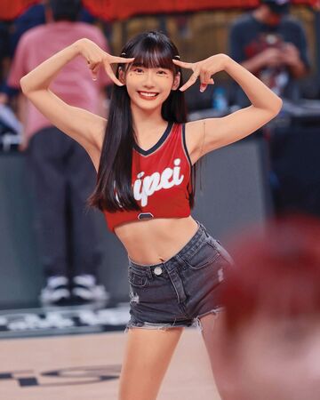 不倫風波好煎熬／獨家！正面對決三角戀疑雲　昆娜哭認離婚輕艇國手