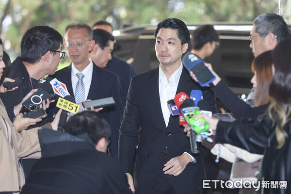 ▲台北市長蔣萬安出席議員就職三周年慈善活動。（圖／記者林敬旻攝）