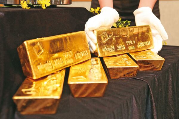 2025年黃金價格飆漲，預料未來一年黃金仍有一定漲幅。