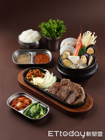 ▲八色烤肉mini「豪華鮮貝火烤雙主餐」。（圖／八色烤肉mini提供）