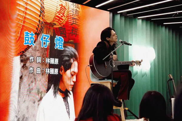 ▲▼ 林頤原Euan 舉辦限定音樂分享會。（圖／華納音樂提供）