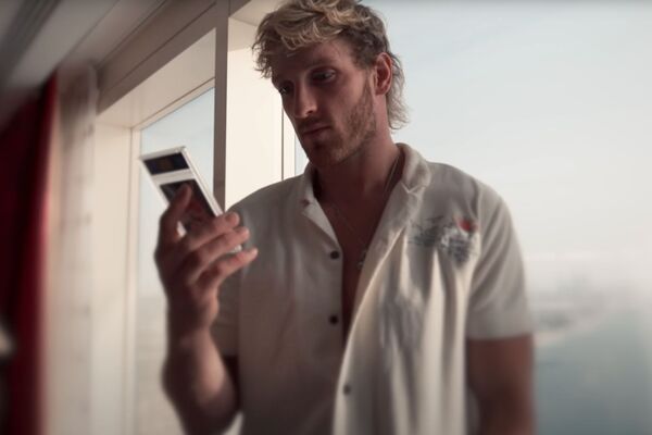 保羅強調只要是「頂尖中的頂尖」且具備極致稀缺性的珍寶，投資回報往往非常驚人。（翻攝自Logan Paul YT）