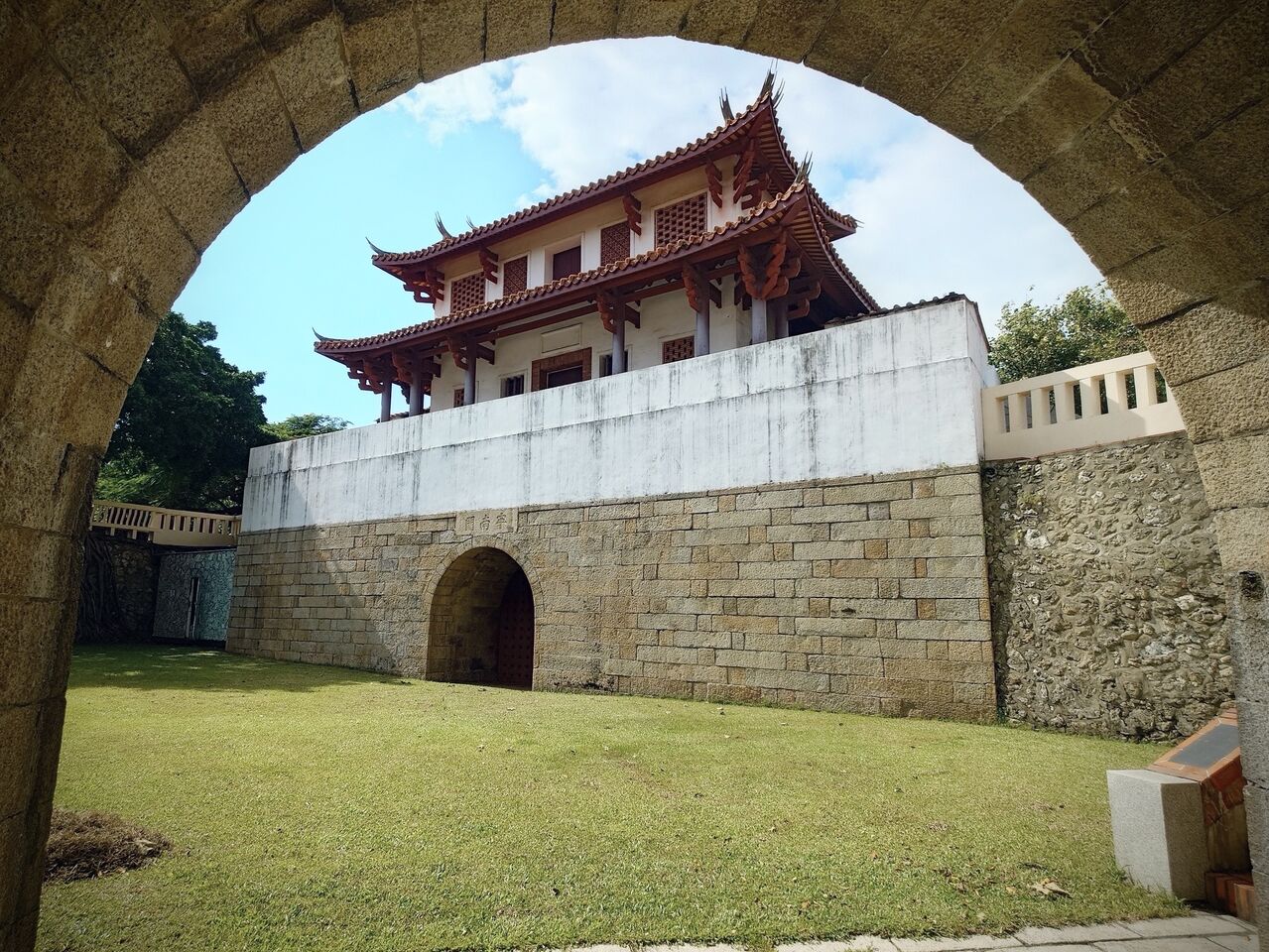 ▲台南放送局的建築形式非常特殊。（圖／作者提供）