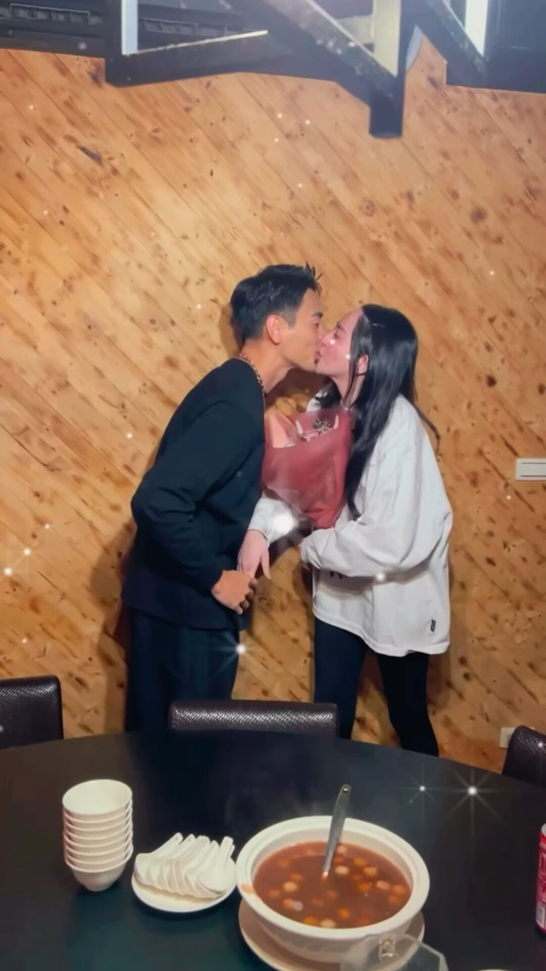 ▲禾浩辰求婚吳品潔成功。（圖／翻攝自Instagram／pinpin_woo）