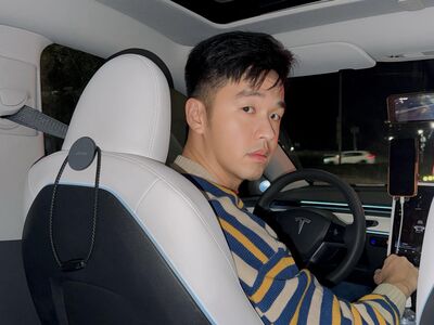 《瘋神》班底穿背心打卡大阪挨酸「丟臉丟到國外」　23字神回擊